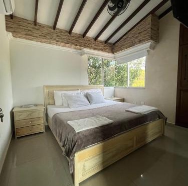 Casa espectacular en conjunto con piscina in Gaira