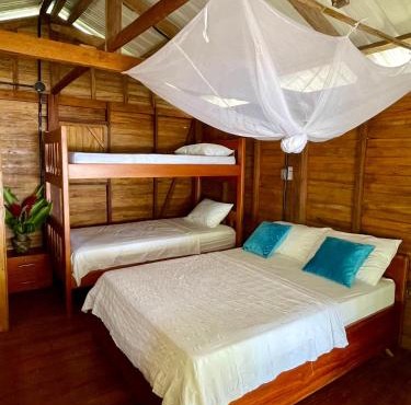 Cuevita Paradise Lodge in Bahía Solano