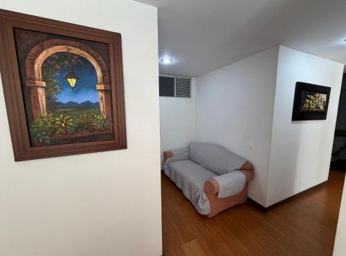Spacious & Comfortable – Ideal Location