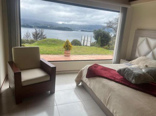 Lago de Tota cabaña in Cuítiva