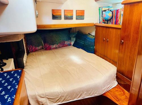 Exclusive Sailboat Stay in San Andrés