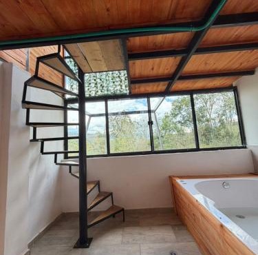 Ecocabañas B&B - Cabaña de lujo con jacuzzi privado cerca a termales