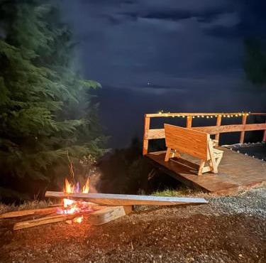 Glamping romántico entre montañas