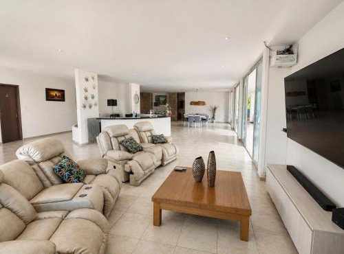 Hotel Four20 Zensi - Meta in Lejanías