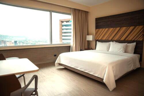 V Grand Hotel, a member of Radisson Individuals in Medellín
