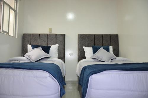 Hotel Hostal Urban18