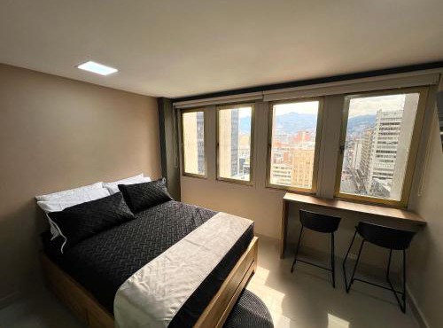 Apartaloft Premium Vista a la Ciudad y al Metro Parque Berrío