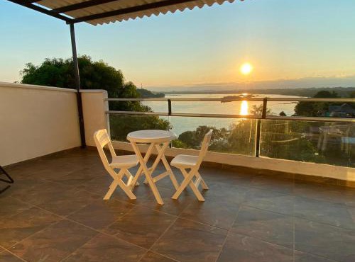 Villa Magdalena y Puerto Perales