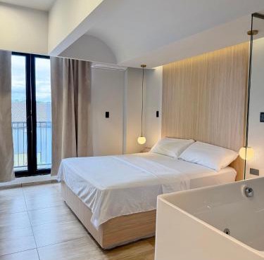Hotel Balcones in La Hormiga