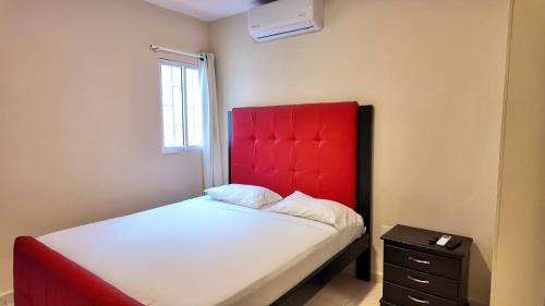 Casa Crespo Real 7 habitaciones con Piscina privada flight friendly in Cartagena de Indias