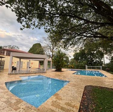 Balcones del Bosque 14 -402 in Restrepo