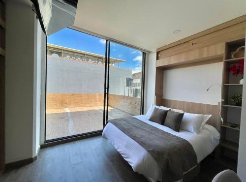 Nogal Sky Loft with Private Terrace in Bogotá