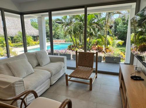 Villa de Lujo con Piscina y Jacuzzi Privado