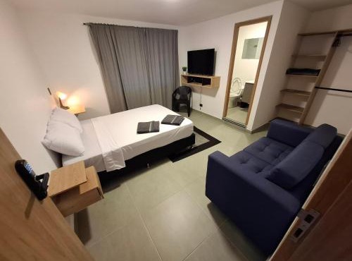 Hotel La Casona - Cerca al Estadio Atanasio Girardot y Laureles