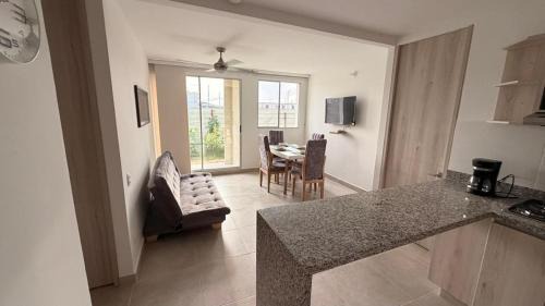 Walk 5 min to the beach in Capriella and terrace