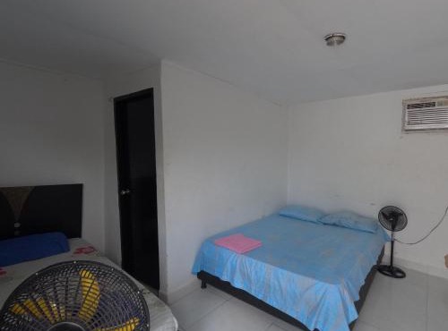 Hostal CQ Camarones