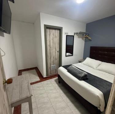 CASA HOTEL VICTORIA Av 30