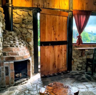 Chalet Stonehenge