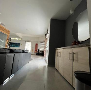 Hotel 42 Avenida