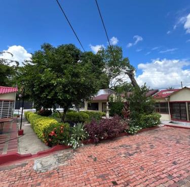 Casa Quinta con Piscina - Condominio El Rincón del Edén in Melgar