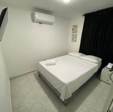 Habitación Cerca al Aeropuerto #3