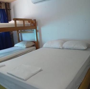 HOSTAL COVEÑAS INN