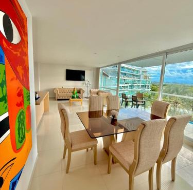 Apartamento de lujo con vista al mar en Karibana