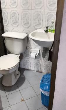 CASA EN EL BARRIO CÁNDIDO CERCA AL CC ÚNICO y AL AEROPUERTO in Neiva