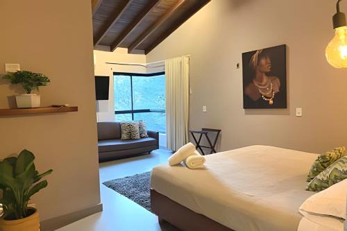 NEW Mansion with pool & jacuzzi, El poblado