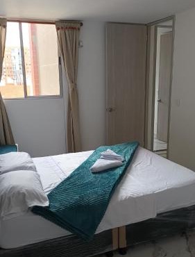 El Dorado, Apartamento con piscina y parqueadero
