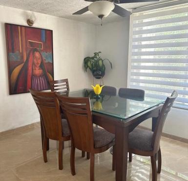 Casa completa con aire acondicionado , Excelente ubicacion