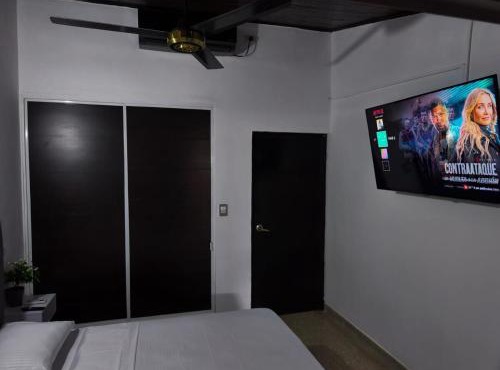 Habitación Premium al lado del CC San Silvestre