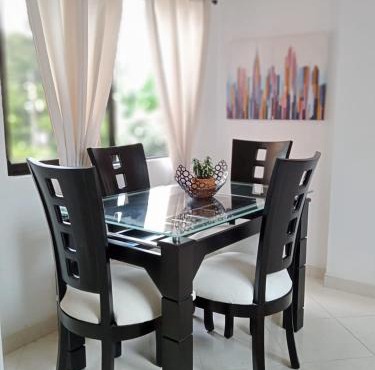 Apartamento renovado parque La Floresta, reserva minimo de 21 dias in Medellín