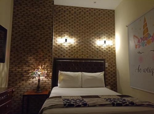 Hotel 50 Suites