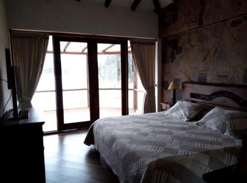 Casa frente al lago - Toca, Boyacá