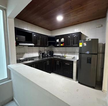 Casa con tres dormitorios y garaje in Montería