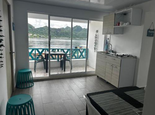 Hotel Miss Francias Home in Providencia