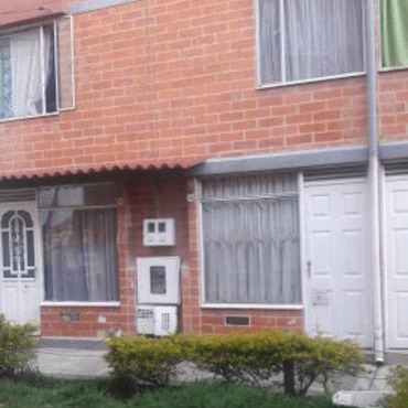 Casa Independiente 3 habitaciones 2 Baños