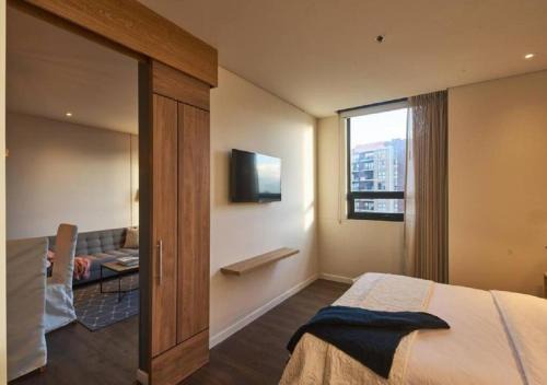 Caluce Apt 4A by Letoh