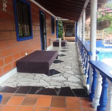 Finca con piscina en Copacabana