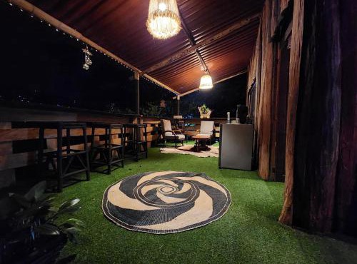Posada Turistica Rural y Glamping Altos del Dorado La Mesa