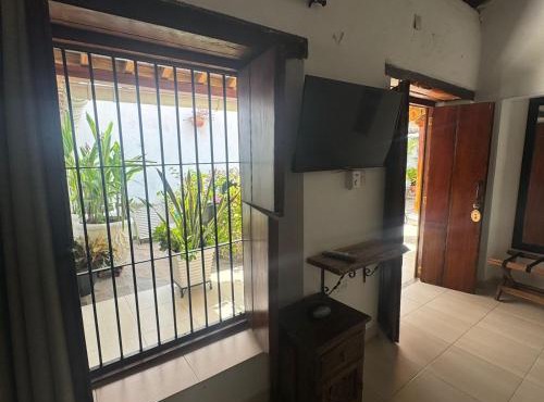 HOTEL PLAZA BOLIVAR MOMPOX ubicado en el centro histórico con parqueadero interno
