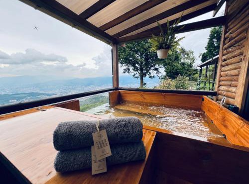 Skyline Ecoliving - Glamping & Mirador de Medellín