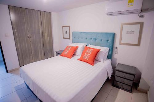 Casa Nora casa amplia con aire acondicionado para familias y grupos WiFi y parking cubierto