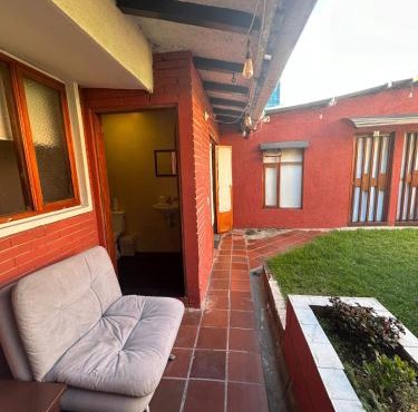 acogedor Hostal usaquen la parada del tren