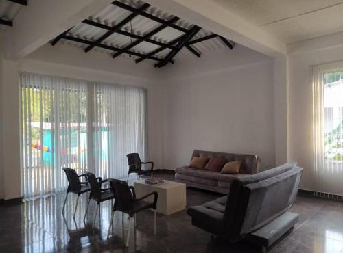 Villa Dhara