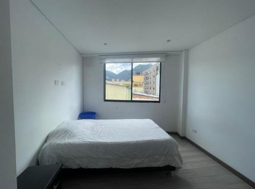 HABITACIÓN PRIVADA EN APTO COMPARTIDO