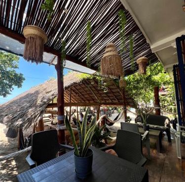 Hostel Beach House