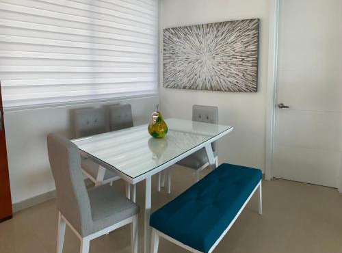 2P1-AL2 APARTAMENTO DE 2 ALCOBAS FRENTE AL MAR CON AIRE ACONDICIONADO Y WIFI in Cartagena de Indias
