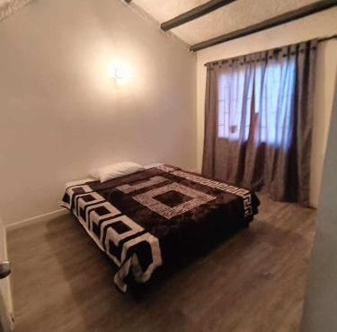 habitaciones disponibles en una casa en el norte de la ciudad, a 5 minutos del portal norte